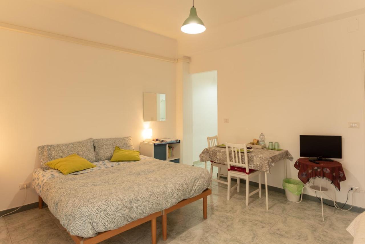 Archita Guest House Bari Exterior foto