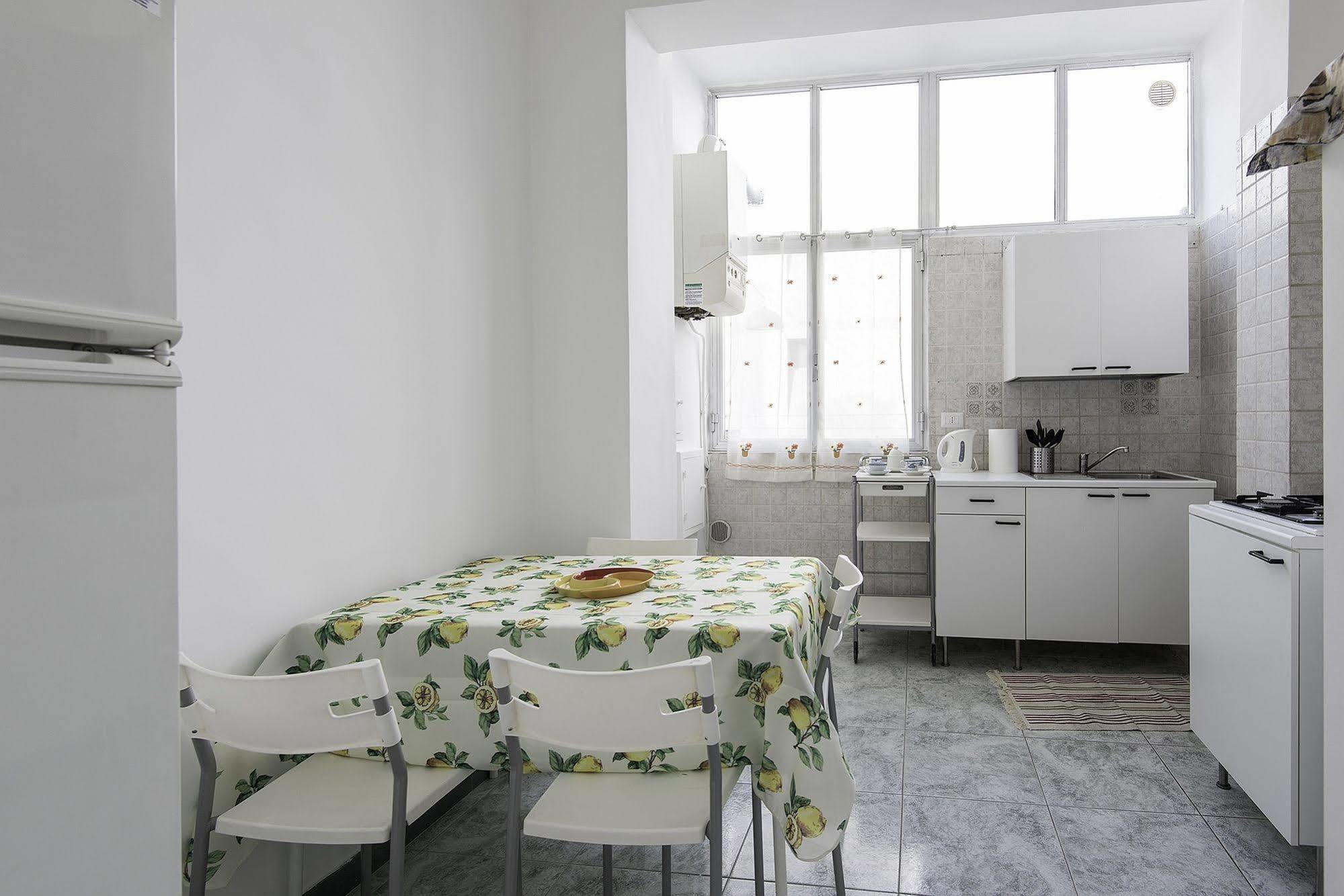Archita Guest House Bari Exterior foto